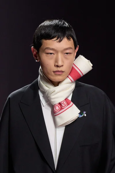 Look 170